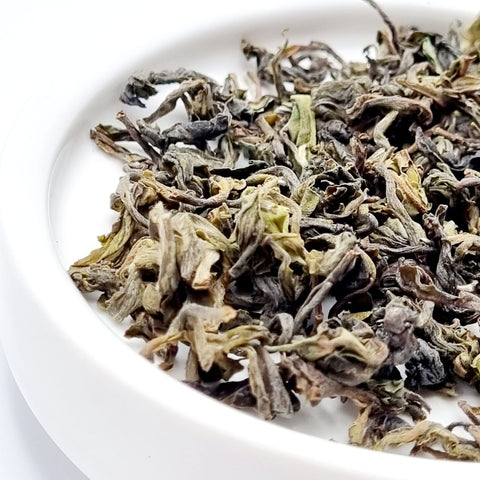 Flugtee Nepal Guranse handrolled first flush SFTGFOP 1 Schwarztee