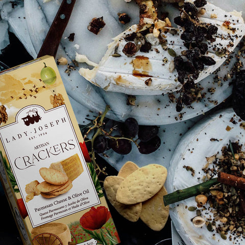 Parmesan- und Olivenöl-Cracker | Käsesnack
