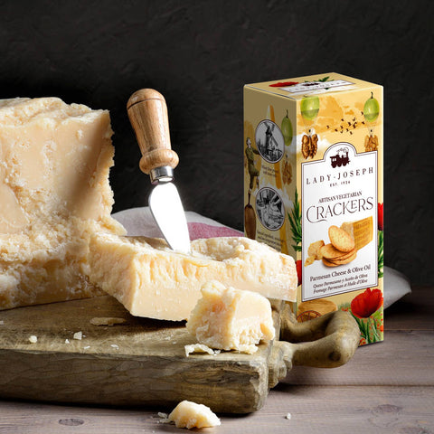 Parmesan- und Olivenöl-Cracker | Käsesnack