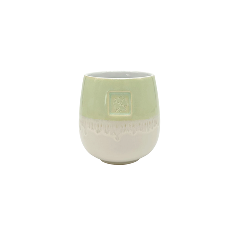 Tasse ohne Henkel | lasiert | grün | Motiv Kleeblatt - Gratis ab 49 Euro Bestellwert